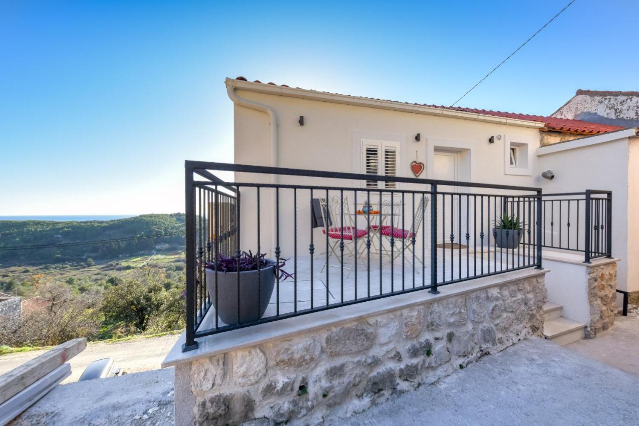 Jully Apartment With Swimming Pool Babino Polje Exterior photo